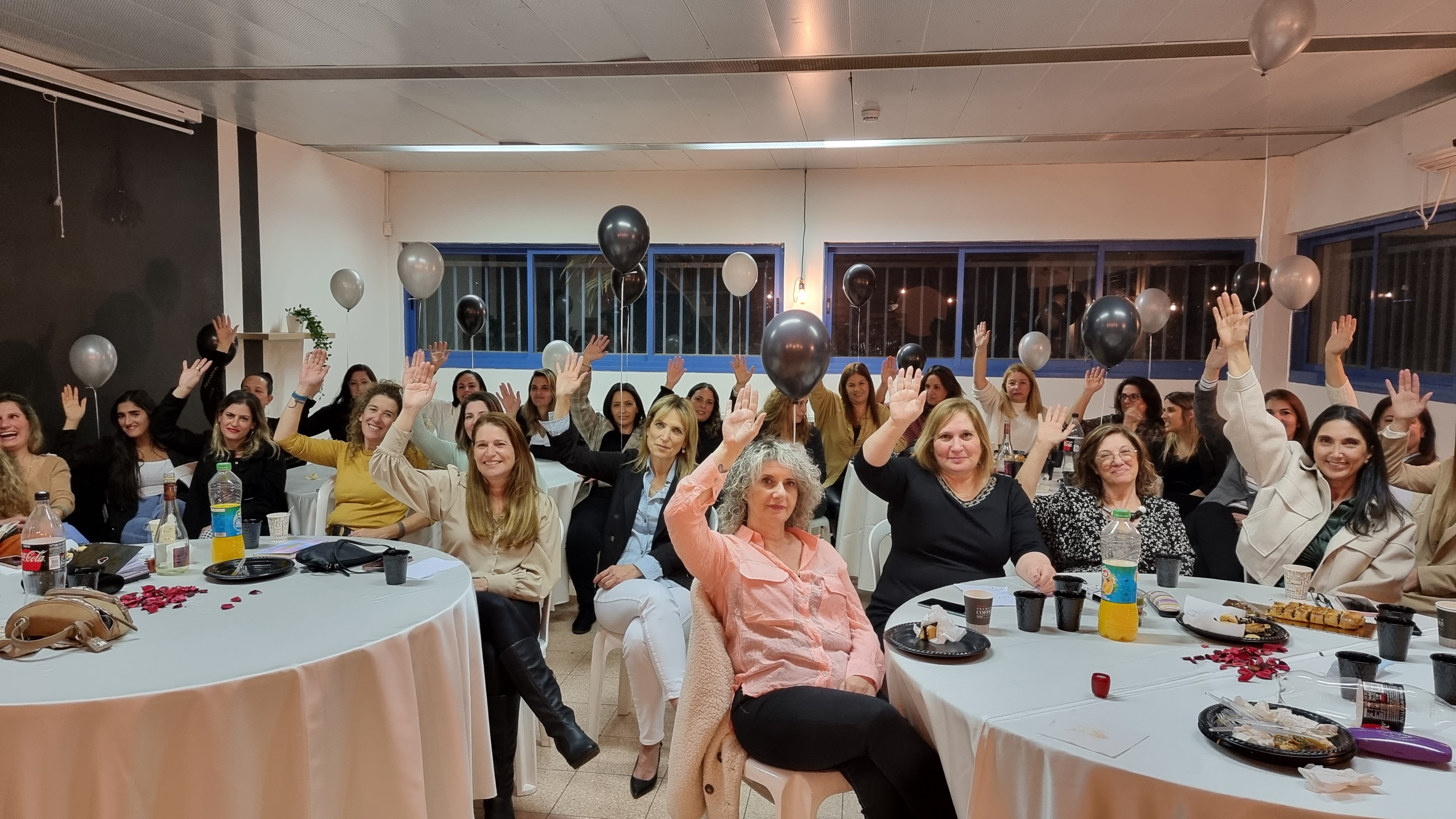 מופע מנטליזם לחוגי בית: איך לבחור נכון